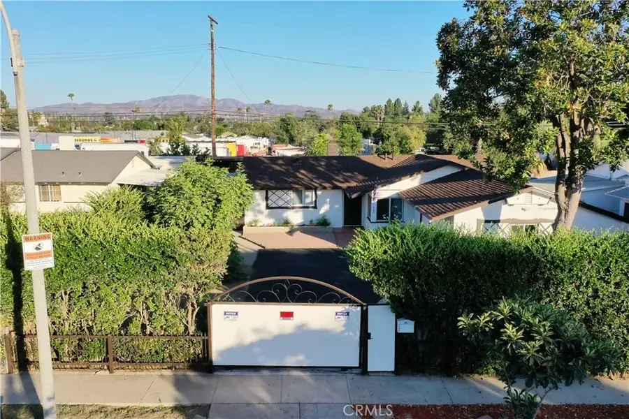 11662 Glamis Street, Sylmar, CA 91342 - #3