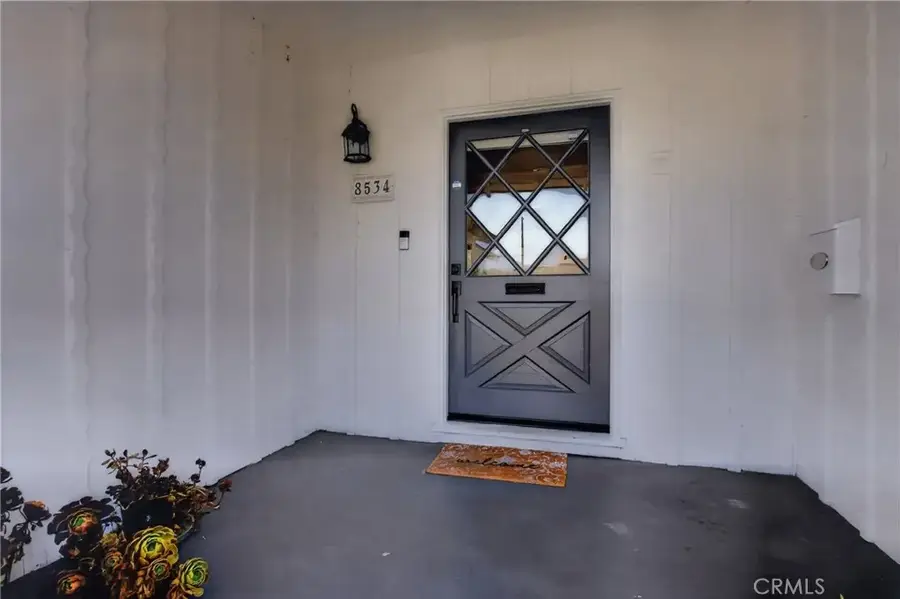 8534 Bothwell, Northridge, CA 91324 - #2