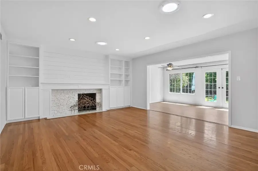 8534 Bothwell, Northridge, CA 91324 - #3
