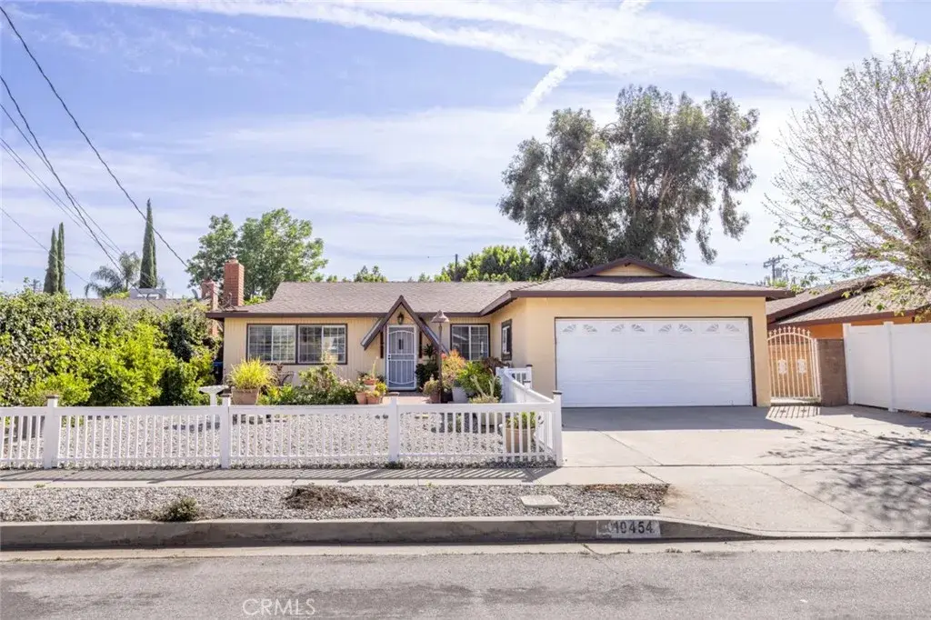 10454 Alabama, Chatsworth, CA 91311 - #1