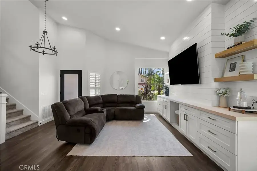 25523 Norfork Place, Saugus, CA 91350 - #3