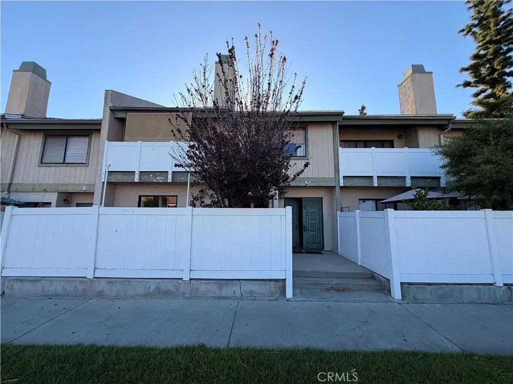 8341 De Soto #10, Canoga Park, CA 91304 - #1