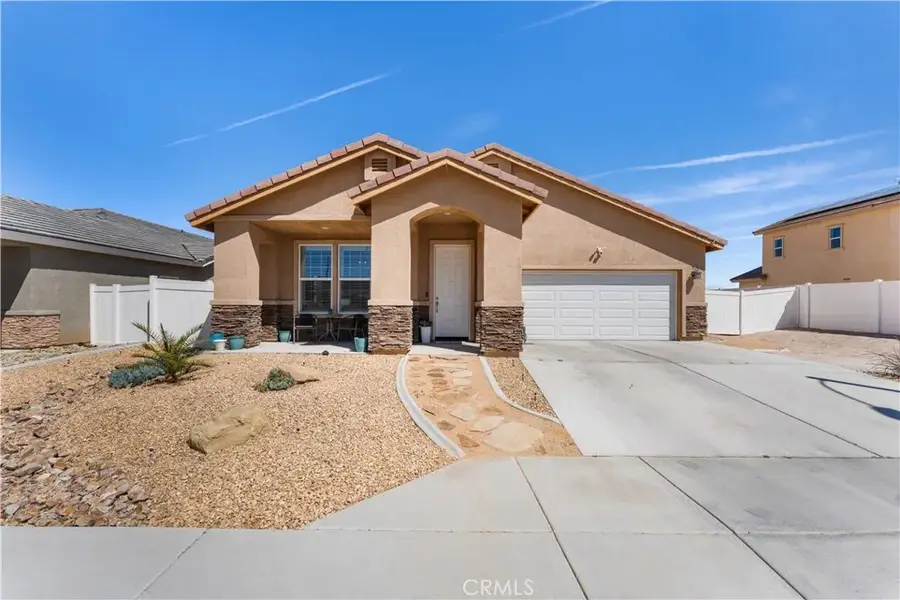 5645 W Avenue J15, Lancaster, CA 93536 - #2