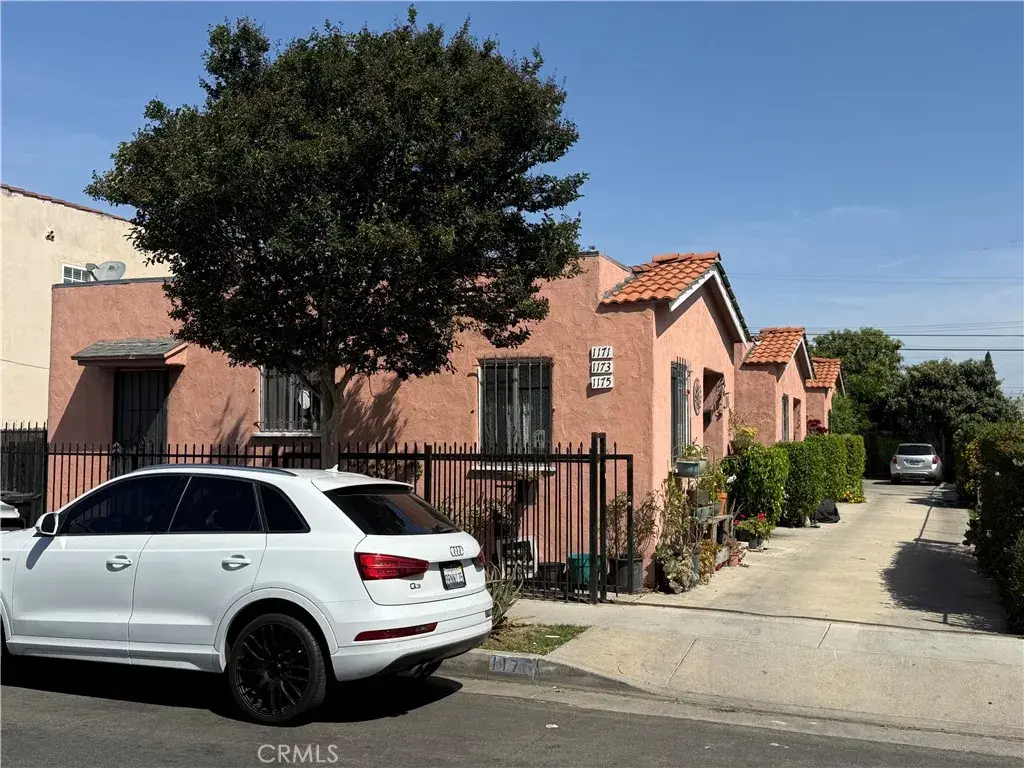 1171 W 38th Street, Los Angeles, CA 90037 - #1
