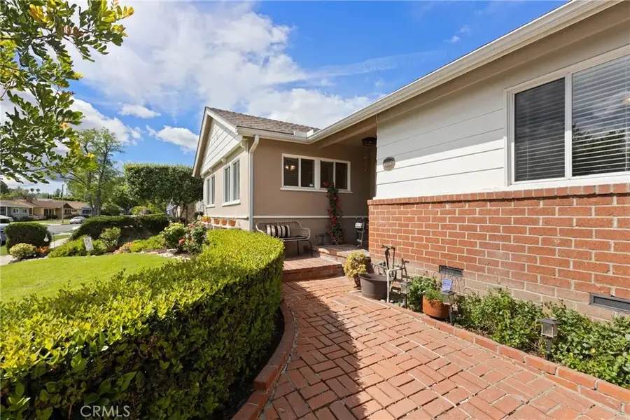 6347 Bovey Avenue, Tarzana, CA 91335 - #2