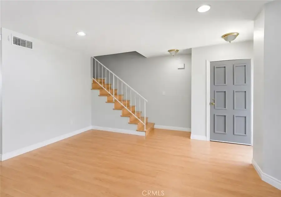 19231 Sherman Way #1, Reseda, CA 91335 - #2