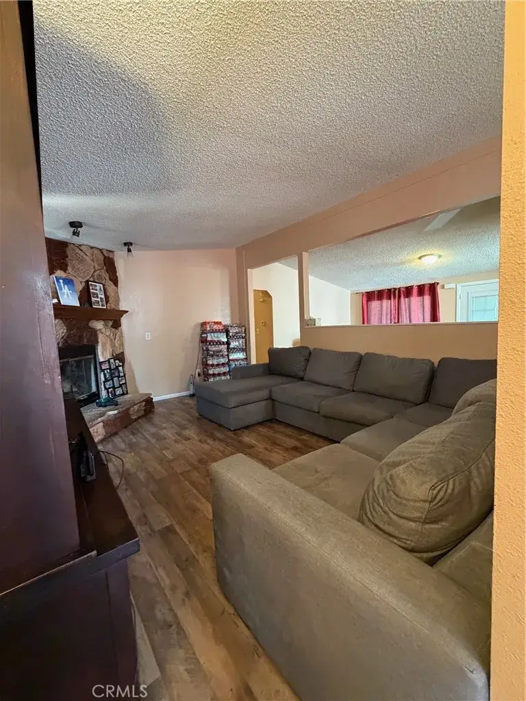 29021 Bouquet Canyon #201, Saugus, CA 91390 - #3