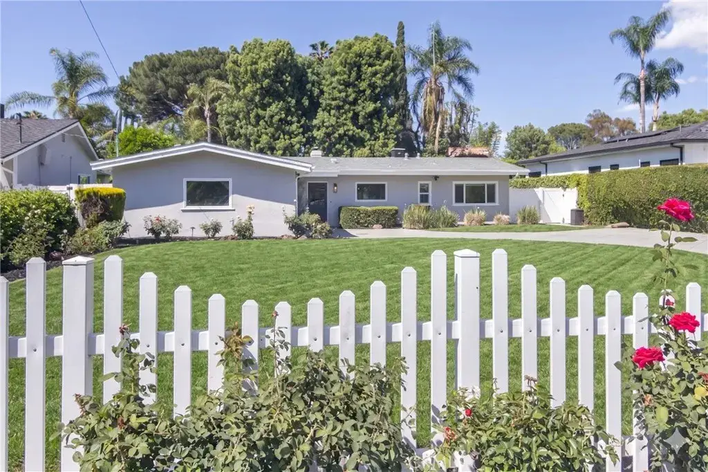 23265 Sylvan, Woodland Hills, CA 91367 - #1