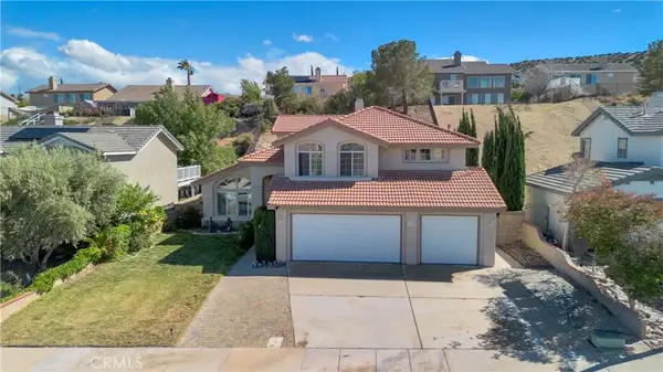 1212 Date Palm, Palmdale, CA 93551