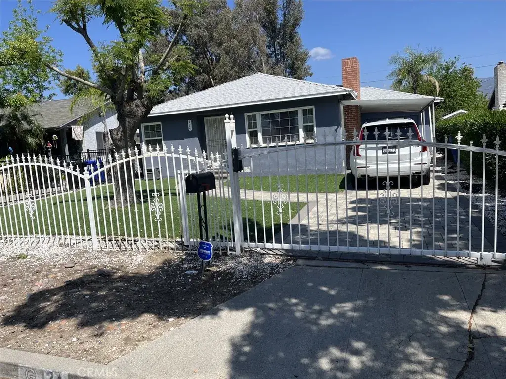 124 E 18th, San Bernardino, CA 92404 - #1