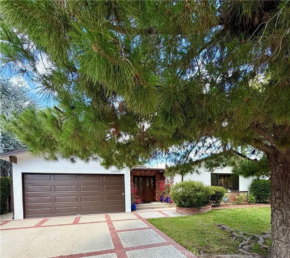 23507 Sylvan, Woodland Hills, CA 91367 - #1
