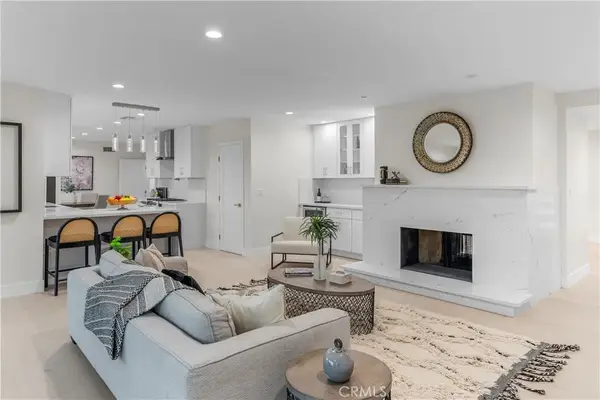 16915 Dormie, Encino, CA 91436