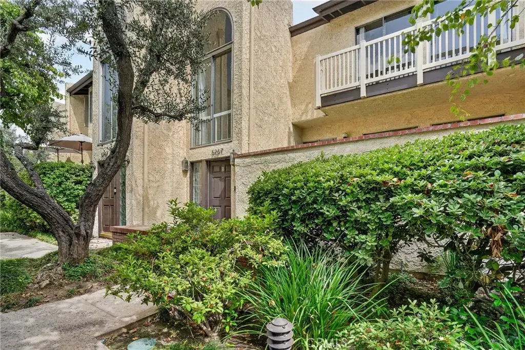 5267 Coldwater Canyon Ave #B, Sherman Oaks, CA 91401 - #1