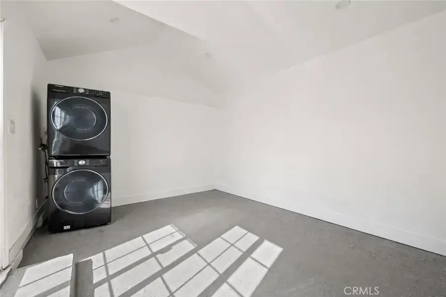 1350 Carlton Drive, Glendale, CA 91205 - #2