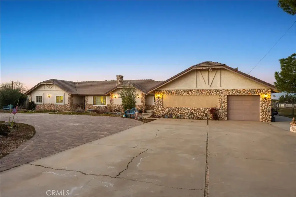 2651 W Avenue N12, Palmdale, CA 93551 - #1