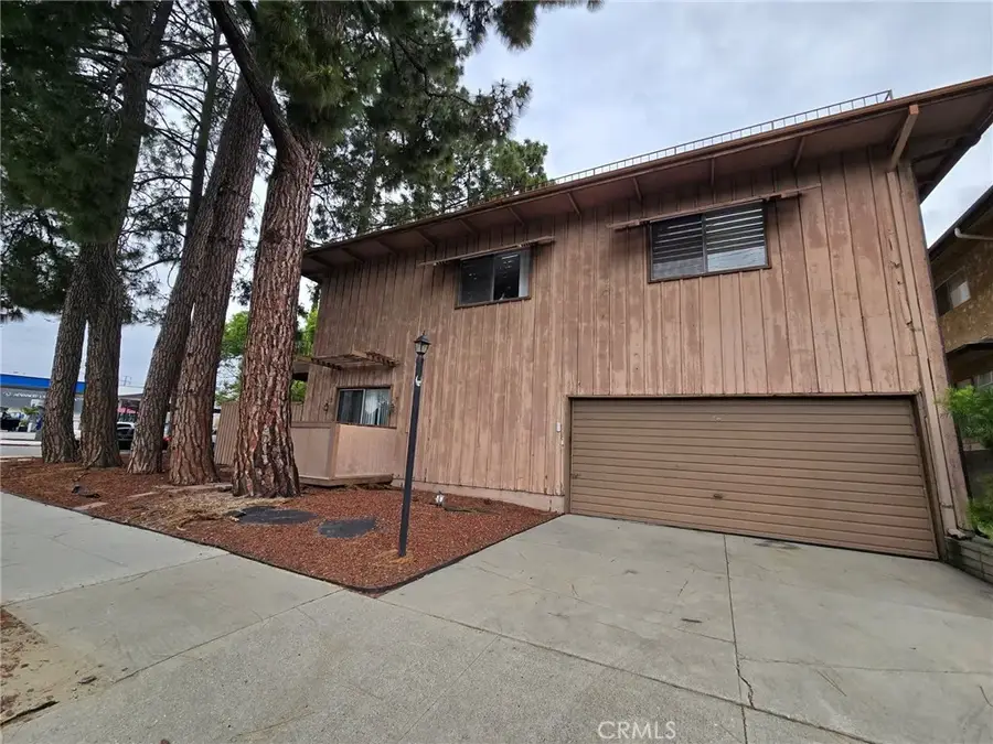 3650 W Clark, Burbank, CA 91505 - #2