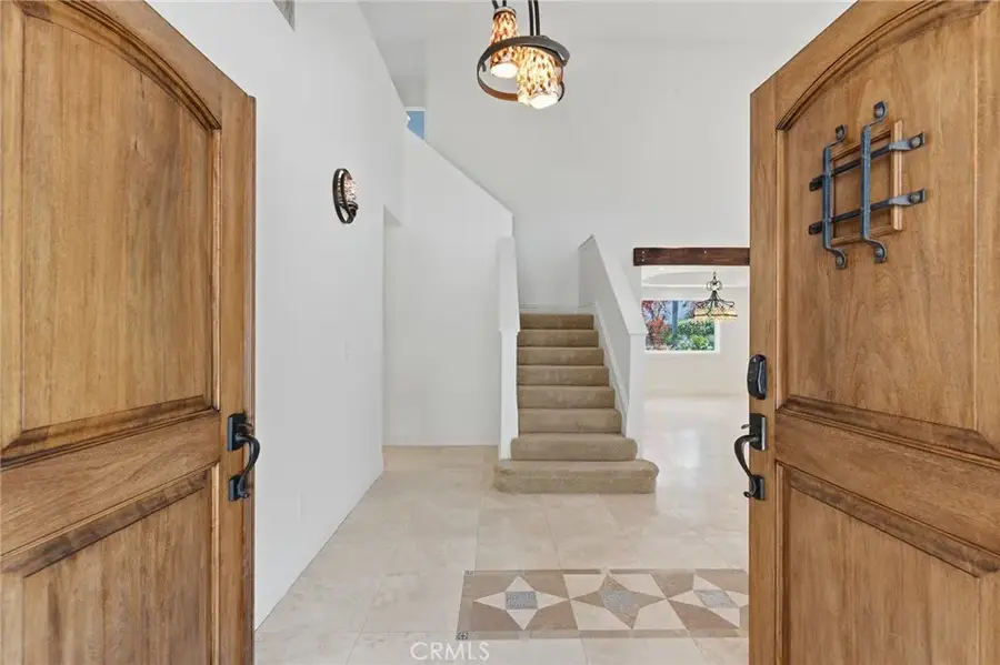 26018 Trana Circle, Calabasas, CA 91302 - #3