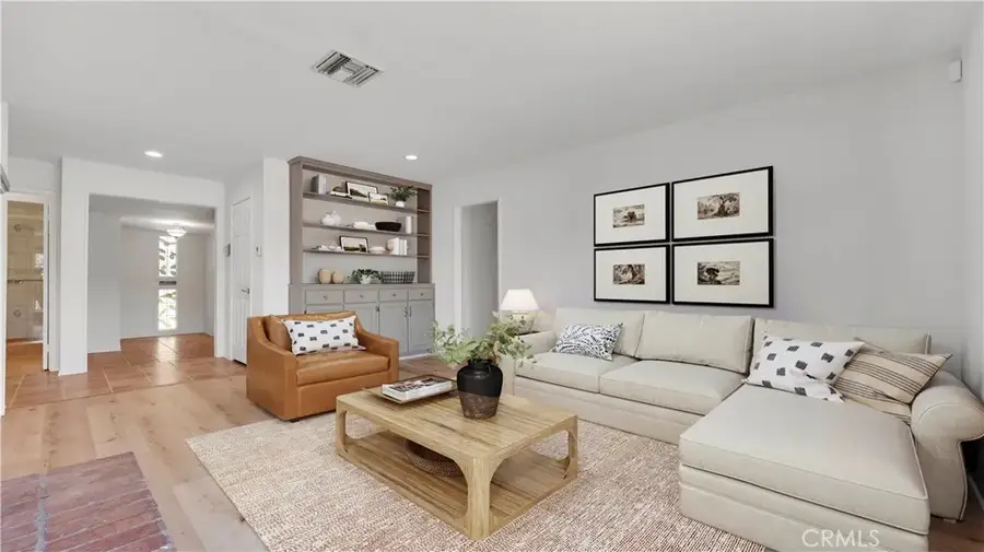 6201 Le Sage Avenue, Woodland Hills, CA 91367 - #3