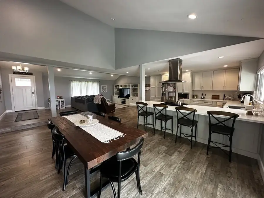27436 Garza Drive, Saugus, CA 91350 - #3