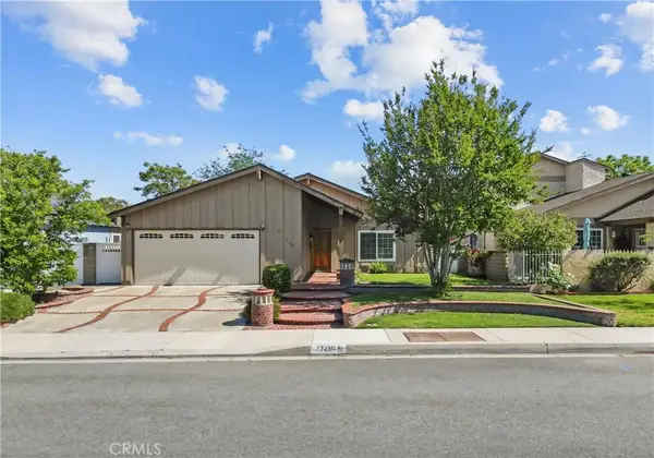 23250 Via Barra, Valencia, CA 91355