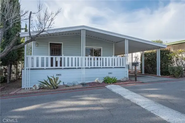 15445 Cobalt #220, Sylmar, CA 91342