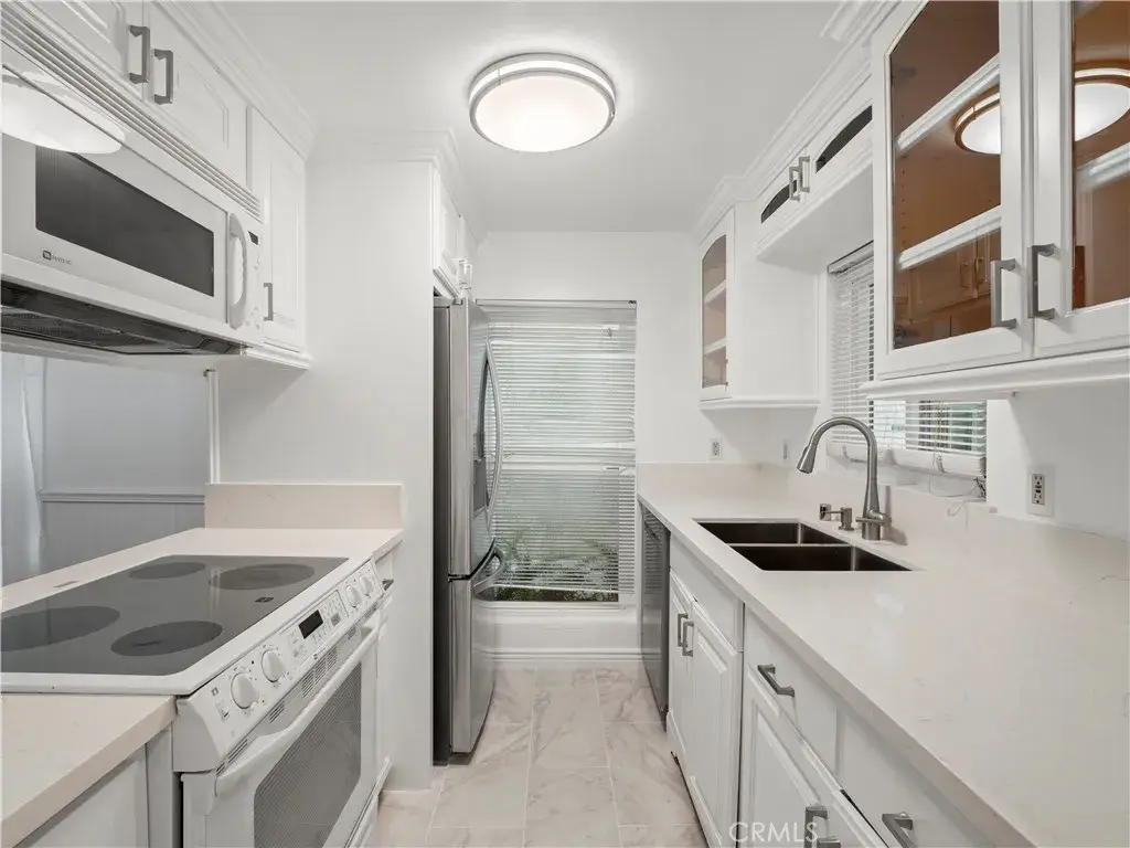 18411 Hatteras Street #138, Tarzana, CA 91356 - #1