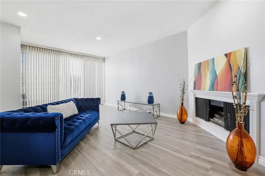 400 S La Fayette Park #315, Los Angeles, CA 90057 - #2