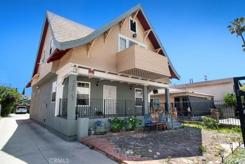 708 W 40th, Los Angeles, CA 90037 - #1