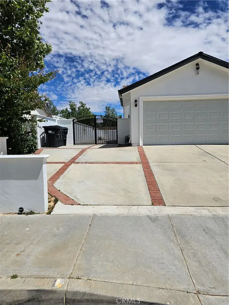 37900 Janus, Palmdale, CA 93550 - #2