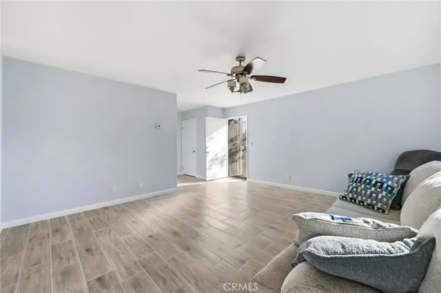13091 Hubbard Street #5, Sylmar, CA 91342 - #2