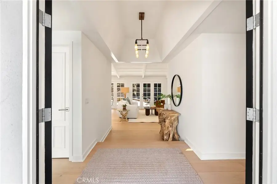 4801 Hermano, Tarzana, CA 91356 - #2