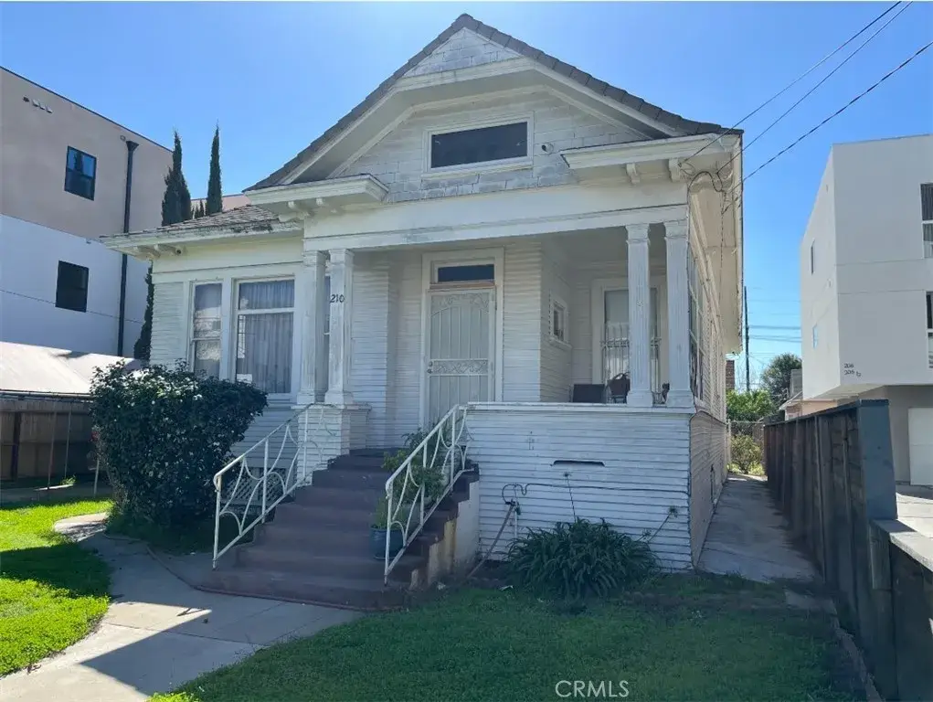 210 E 29th, Los Angeles, CA 90011 - #1