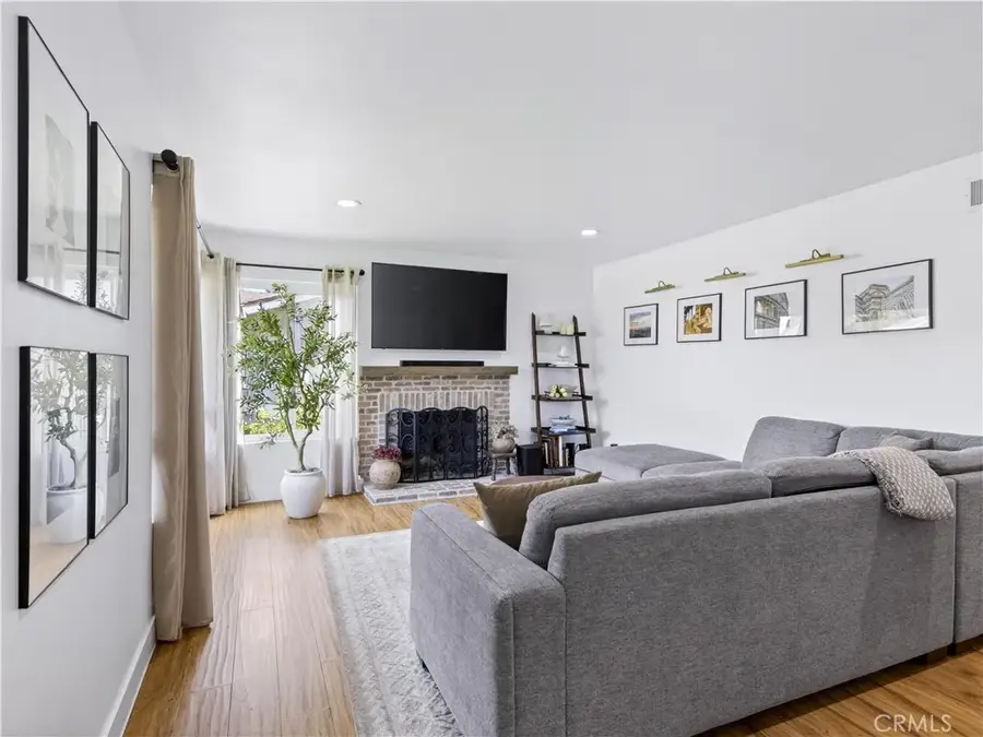 22952 Las Mananitas, Valencia, CA 91354 - #3