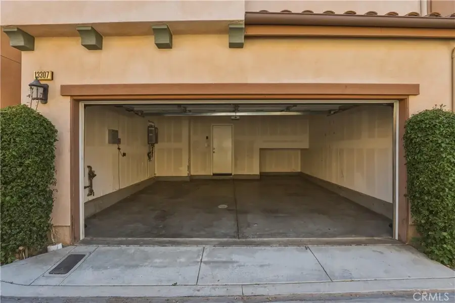 13307 Frederick, Sylmar, CA 91342 - #3