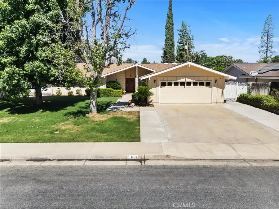 601 Vista Verde Way, Bakersfield, CA 93309 - #3