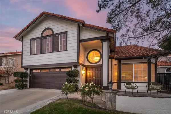 29033 Shadow Valley Lane, Saugus, CA 91390