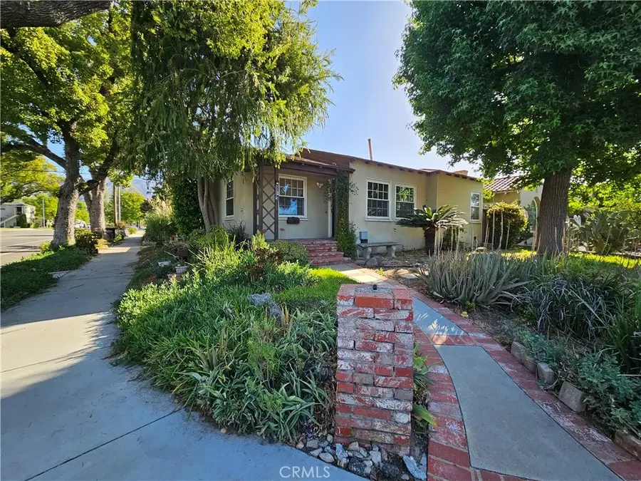 863 Omar Street, Glendale, CA 91202 - #3