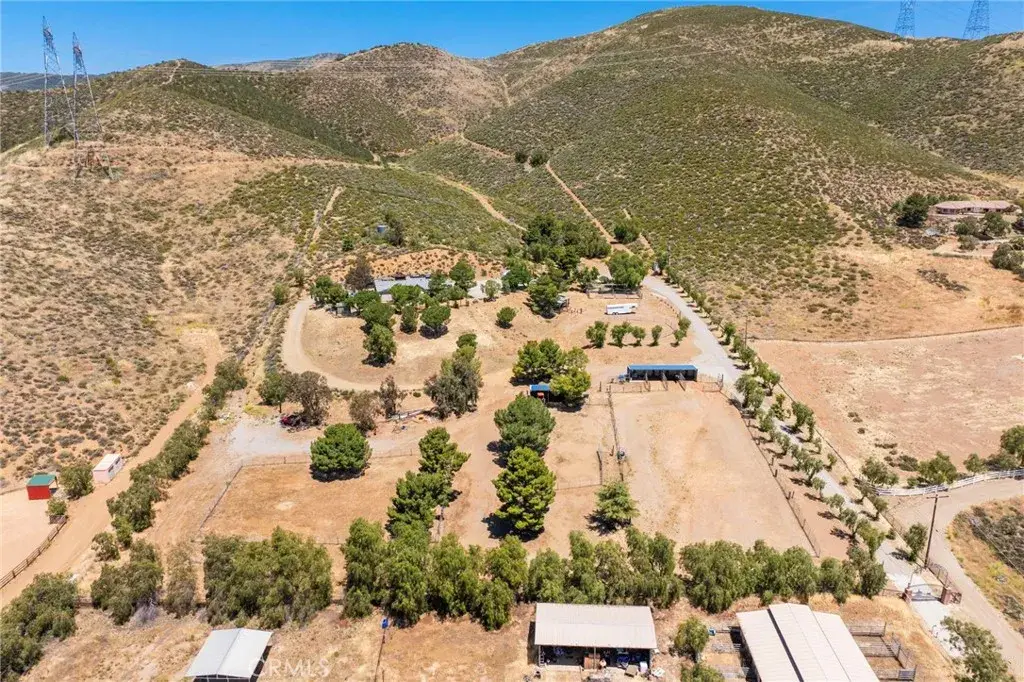 35675 Peppertree, Agua Dulce, CA 91390 - #1