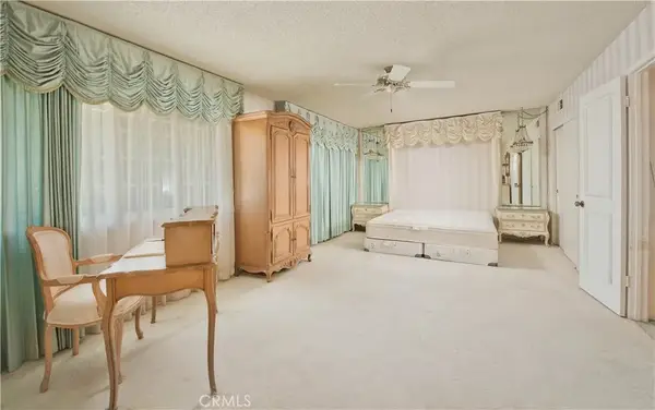 24435 Gilmore, West Hills, CA 91307