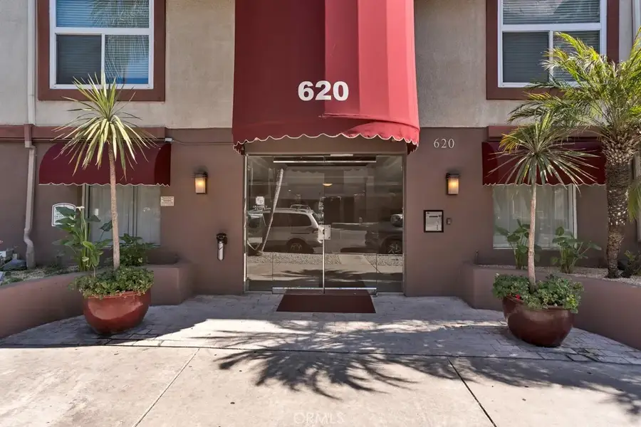 620 S Gramercy #338, Los Angeles, CA 90005 - #2