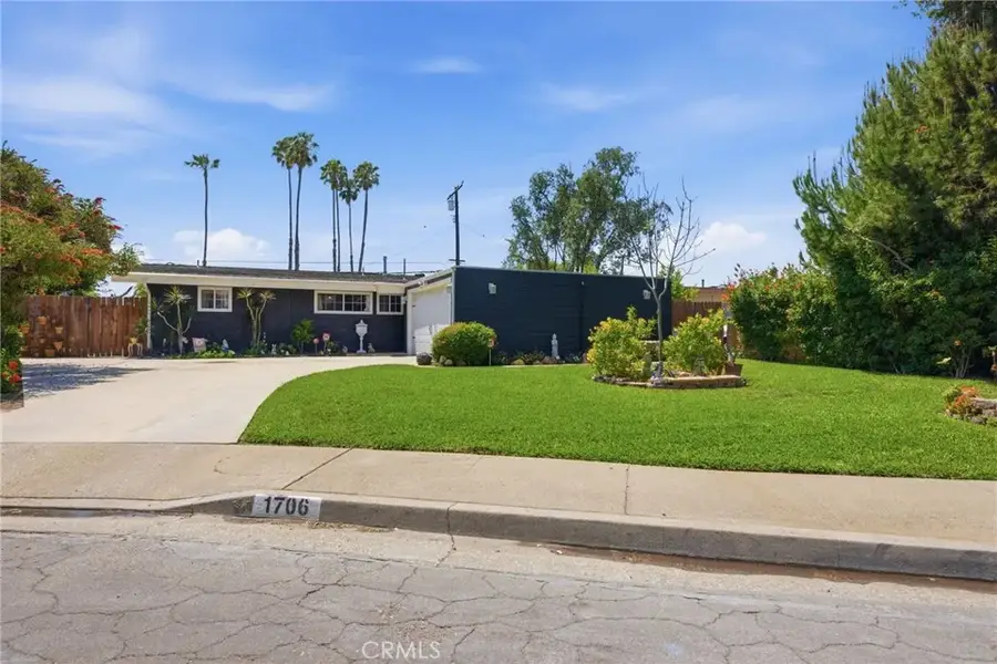 1706 Central, Fullerton, CA 92831 - #2