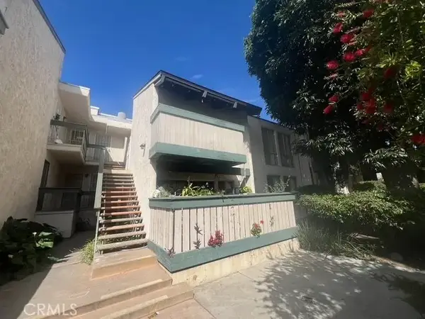 8601 International #224, Canoga Park, CA 91304