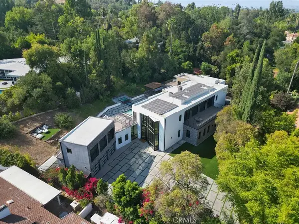 4653 Vanalden Avenue, Tarzana, CA 91356