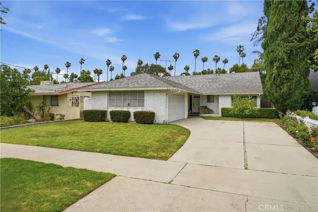 14951 Gilmore, Van Nuys, CA 91411 - #1