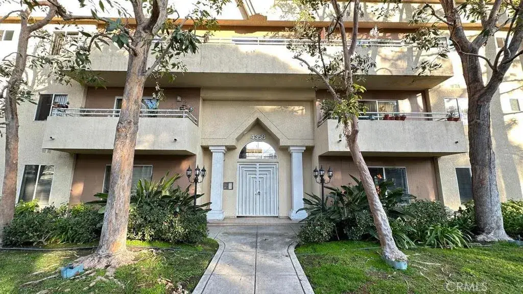 4358 Mammoth Avenue #2, Sherman Oaks, CA 91423 - #1