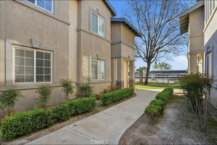 600 Hosking, Bakersfield, CA 93307 - #2