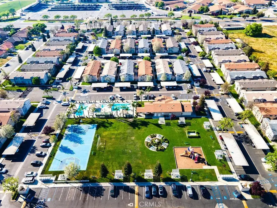 600 Hosking, Bakersfield, CA 93307 - #3