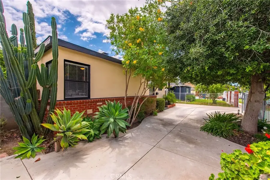 6718 Wynne, Reseda, CA 91335 - #3
