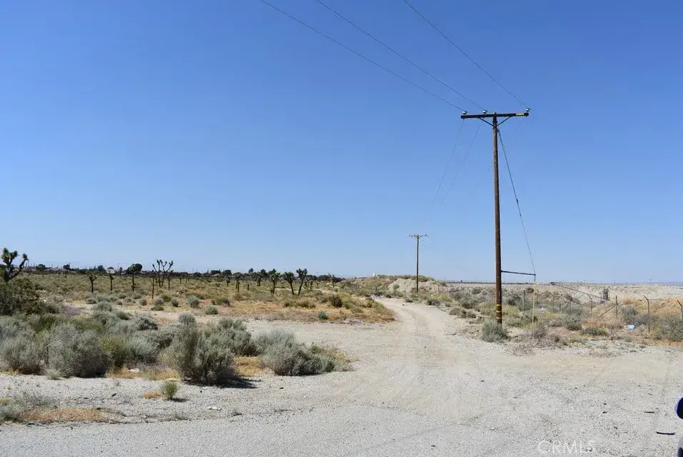6201 E Pearblossom, Littlerock, CA 93543 - #1