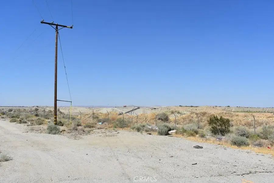 6201 E Pearblossom, Littlerock, CA 93543 - #2